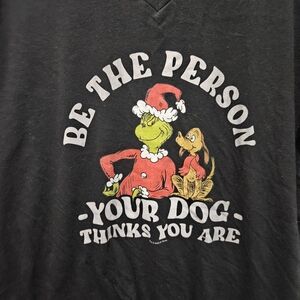 EUC Boxlunch Festive Grinch and Max T Shirt Dr. Seuss 4xl Black Red